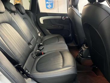Mini Countryman Cooper SE ALL4 — photo 31