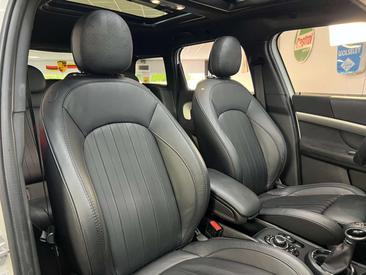 Mini Countryman Cooper SE ALL4 — photo 34