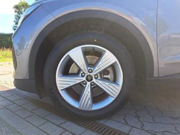 Audi Q4 E-tron 40 E-tron — photo 11