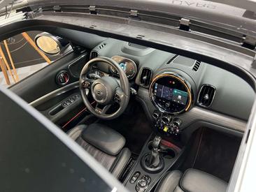 Mini Countryman Cooper SE ALL4 — photo 37