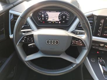 Audi Q4 E-tron 40 E-tron — photo 17