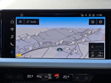 Audi Q4 E-tron 40 E-tron — photo 19