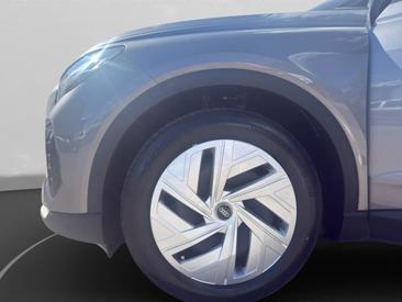 Audi Q4 E-tron 45 E-tron Quattro — photo 16