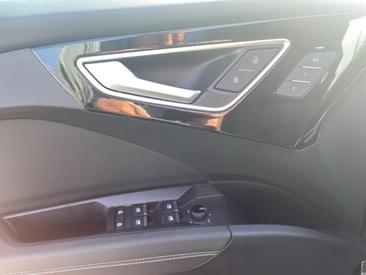 Audi Q4 E-tron 40 E-tron — photo 19