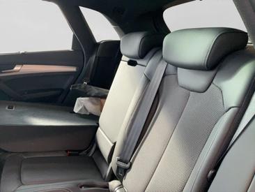 Audi Q5 TFSI E 55 TFSI E Quattro S Tronic — photo 13