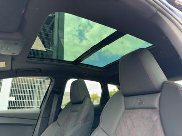 Audi Q4 E-tron 50 E-tron Quattro — photo 14