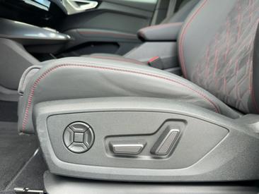 Audi Q4 E-tron 50 E-tron Quattro — photo 15