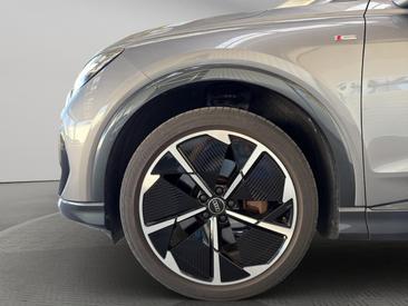 Audi Q4 E-tron 50 E-tron Quattro — photo 21