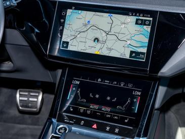 Audi Q8 E-tron S Line 50 E-tron Quattro — photo 6
