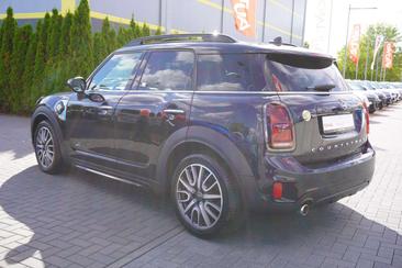 Mini Countryman Cooper SE ALL4 — photo 2