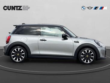 Mini 3 Portes Berline Cooper SE — photo 4