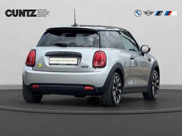 Mini 3 Portes Berline Cooper SE — photo 5