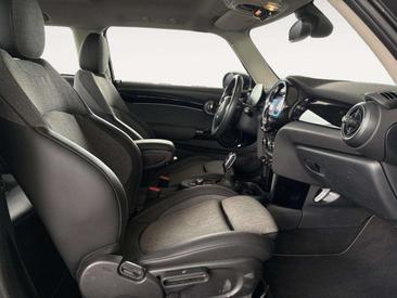 Mini 3 Portes Berline Cooper SE — photo 15