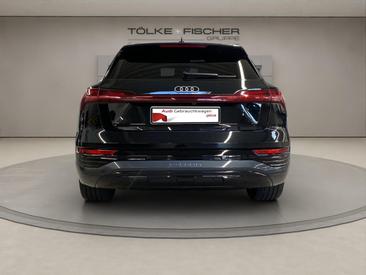 Audi Q8 E-tron Advanced 50 E-tron Quattro — photo 5