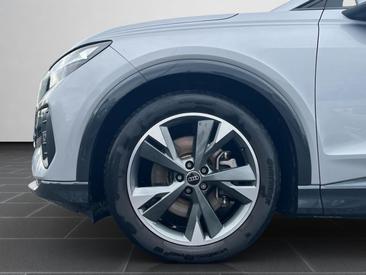 Audi Q4 E-tron 45 E-tron — photo 8