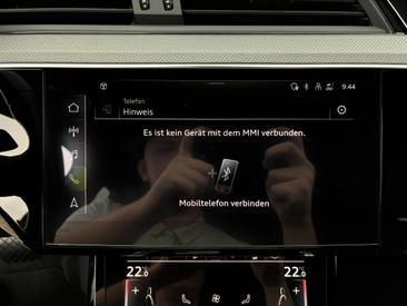 Audi E-tron Sportback S Line 50 Quattro — photo 18