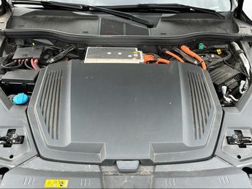 Audi E-tron Sportback S Line 50 Quattro — photo 21