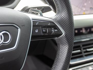 Audi E-tron GT Quattro E-tron Quattro — photo 18