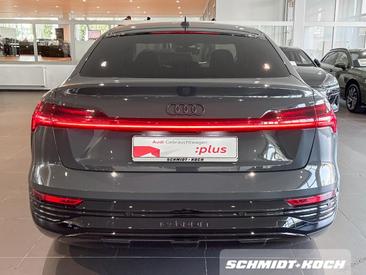 Audi Q8 Sportback E-tron Advanced 50 E-tron Quattro — photo 6