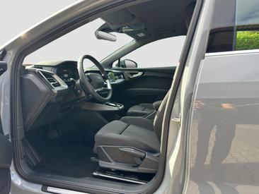 Audi Q4 E-tron 40 E-tron — photo 9