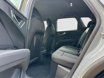 Audi Q4 E-tron 40 E-tron — photo 10
