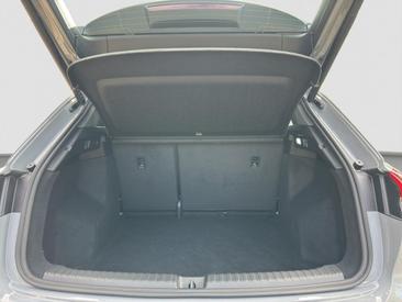 Audi Q4 E-tron 40 E-tron — photo 14