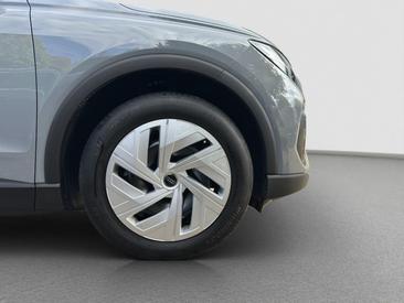Audi Q4 E-tron 40 E-tron — photo 17