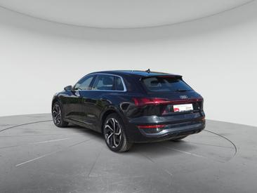Audi Q8 E-tron S Line 55 E-tron Quattro — photo 3