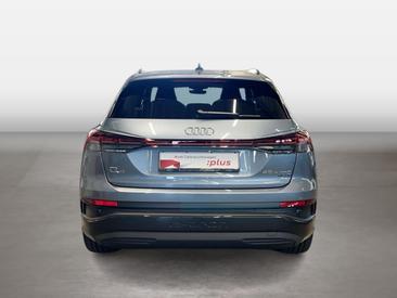 Audi Q4 E-tron 45 E-tron Quattro — photo 4