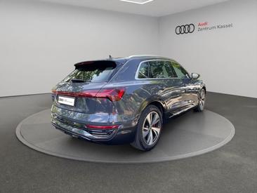 Audi Q8 E-tron Advanced 50 E-tron Quattro — photo 6