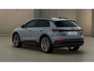 Audi Q4 E-tron 45 E-tron — photo 8