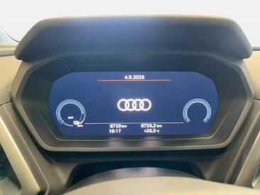 Audi Q4 E-tron 45 E-tron Quattro — photo 9