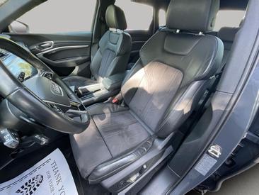 Audi Q8 E-tron Advanced 50 E-tron Quattro — photo 10