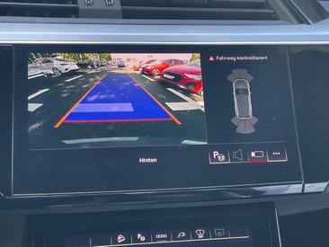 Audi Q8 E-tron Advanced 50 E-tron Quattro — photo 25