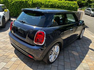 Mini 3 Portes Berline Cooper SE — photo 8
