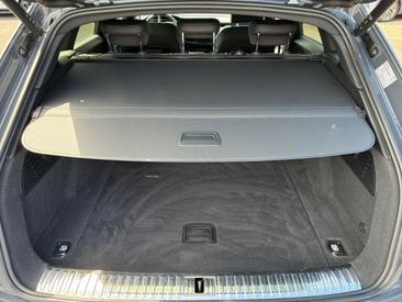 Audi Q8 E-tron Advanced 50 E-tron Quattro — photo 17