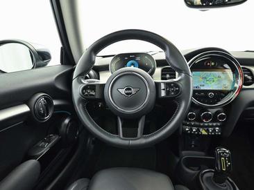 Mini 3 Portes Berline Cooper SE — photo 14