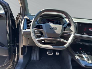 Audi Q4 E-tron 45 E-tron — photo 13