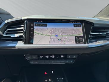Audi Q4 E-tron 45 E-tron — photo 14