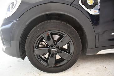 Mini Countryman Cooper SE ALL4 — photo 16