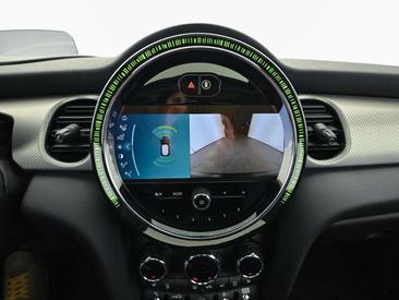 Mini 3 Portes Berline Cooper SE — photo 20