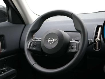 Mini Countryman Cooper E — photo 2
