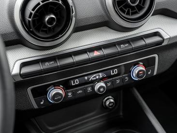 Audi Q2 30 TFSI — photo 8