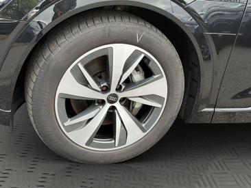 Audi Q8 E-tron S Line 55 E-tron Quattro — photo 8