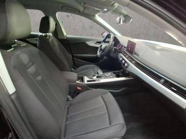 Audi A4 Avant 40 TFSI — photo 17