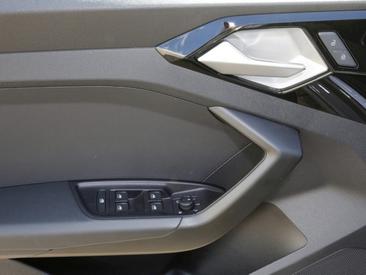 Audi A1 Sportback 25 TFSI — photo 19