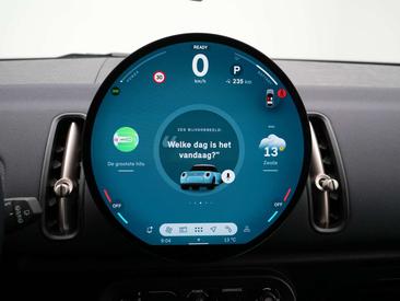 Mini Countryman Cooper E — photo 20