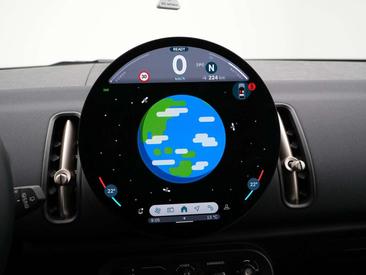 Mini Countryman Cooper E — photo 24
