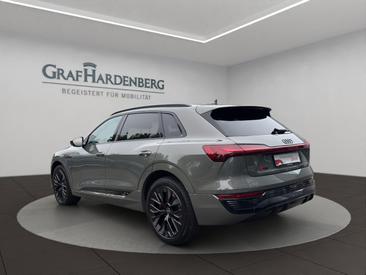 Audi Q8 E-tron S Line 50 E-tron Quattro — photo 4