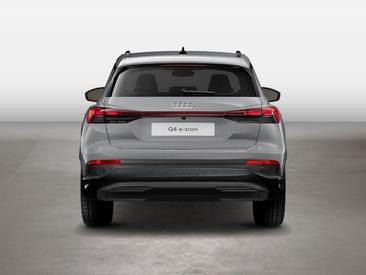 Audi Q4 E-tron 45 E-tron Quattro — photo 4